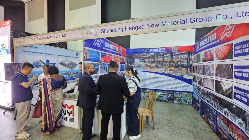 Hengze Steel at Sri Lanka Expo 2025 3 Answering audience inquiries1