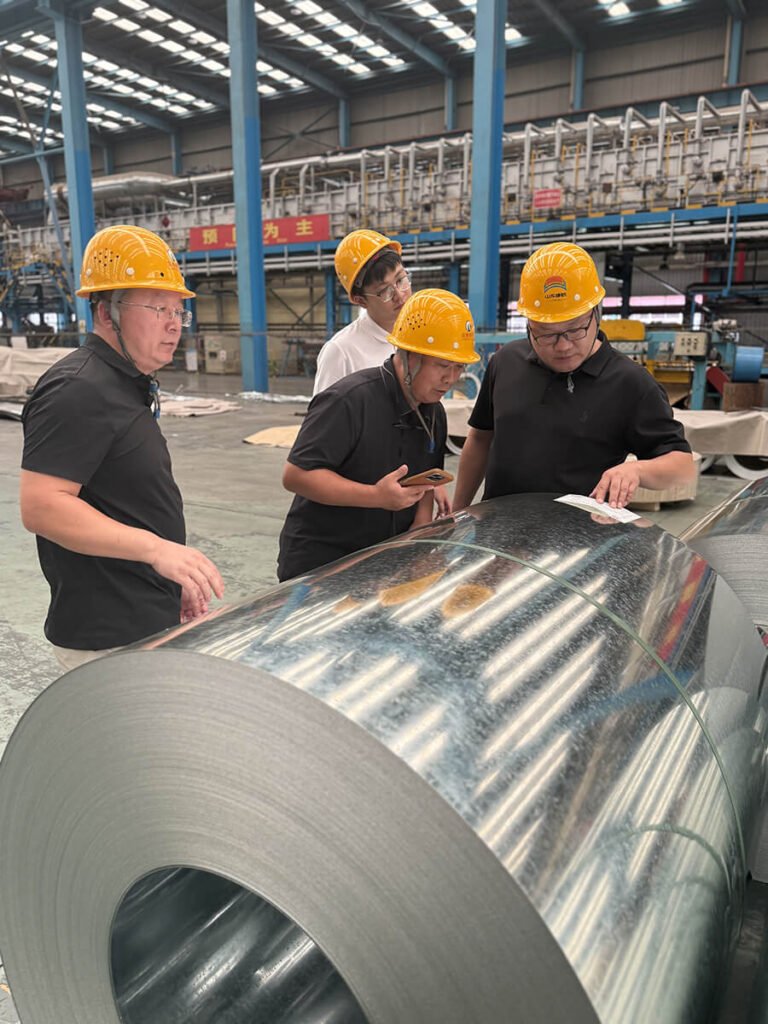 Argentine Client Visits Hengze Steel Group 4 Argentine customers visited Hengze Steel Group4